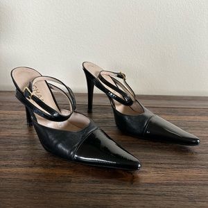 Chanel Shoes Heels Leather in Black